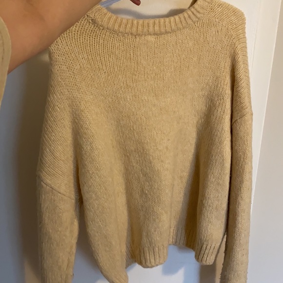 Knit sweater - Picture 2 of 2